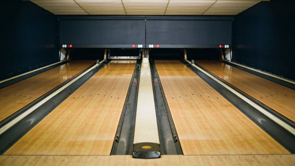 Bowling Team Building for Companies That Works