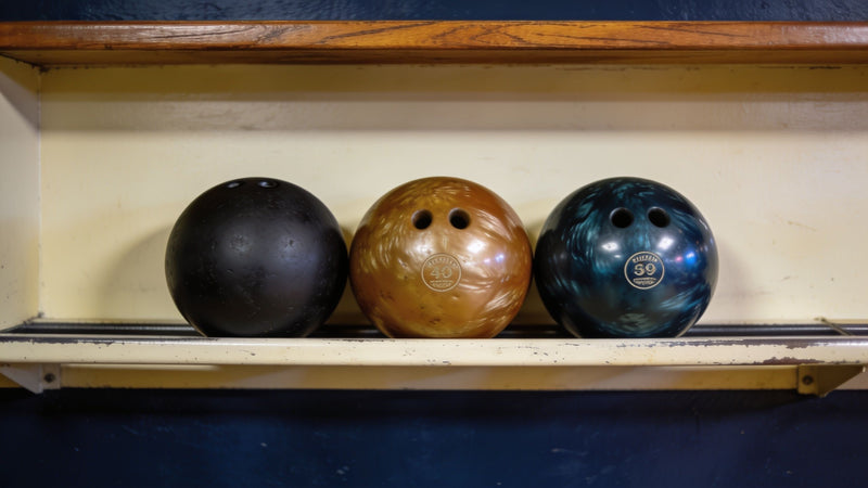 Choosing Your First Bowling Ball: Weight, Fit and Coverstock